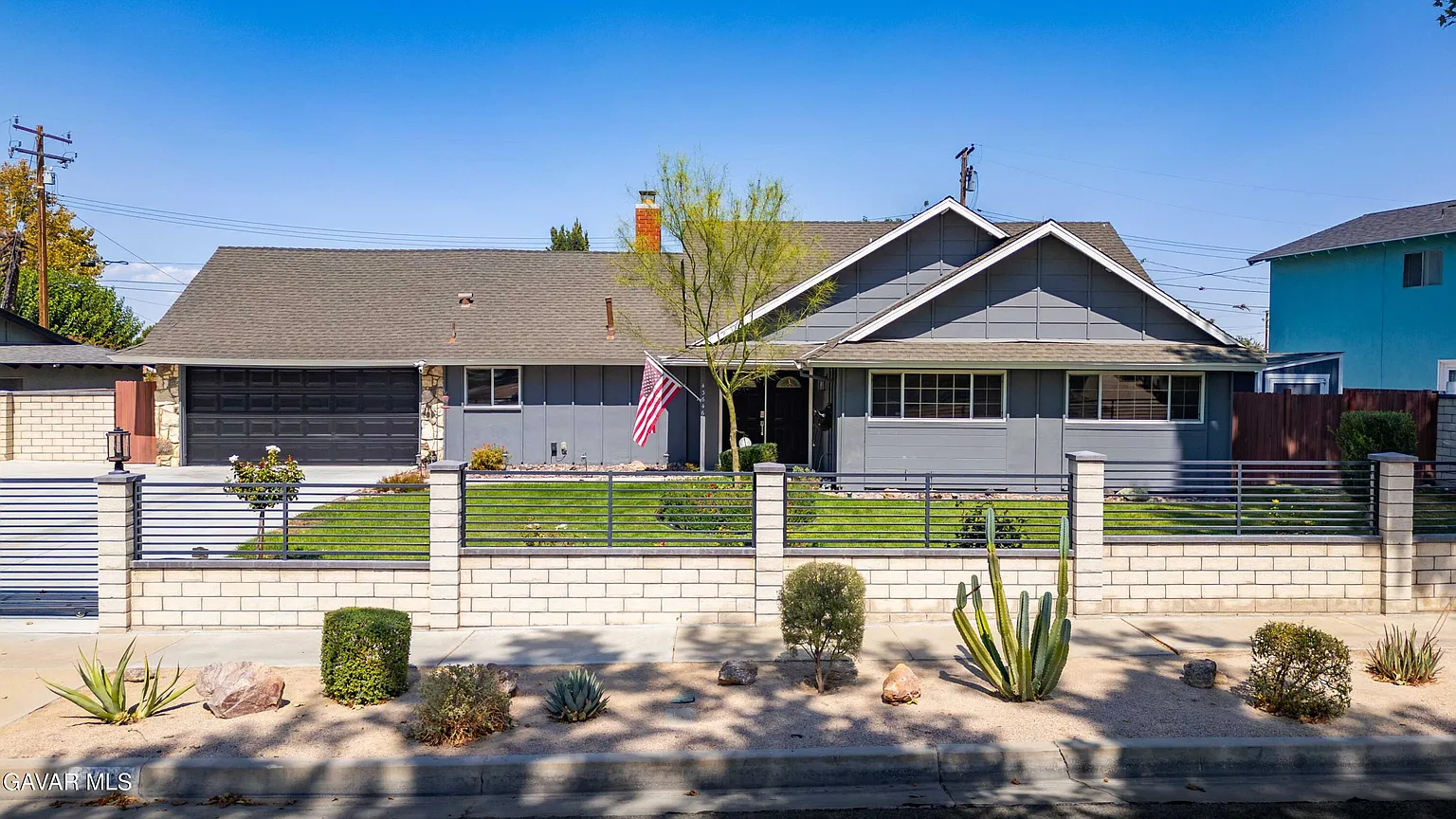 43646 Lively Ave photo 1