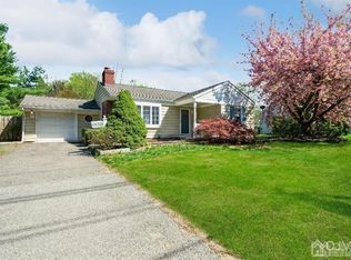 524 Ryders Ln, East Brunswick, NJ 08816