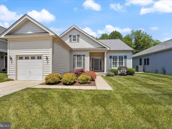 31 Hutton Ln, Garnet Valley, PA 19060