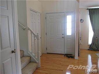 5th image of 211 Cuivre Valley Ct