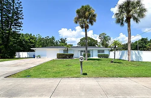 4343 Webber St Photo 1