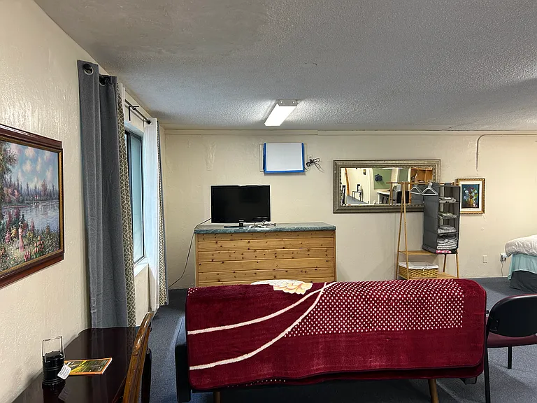 7025 Cuddy Valley Rd #F & H — Photo 3