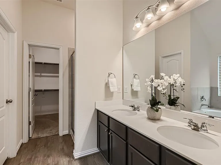 5867 San Savino Dr — Photo 16