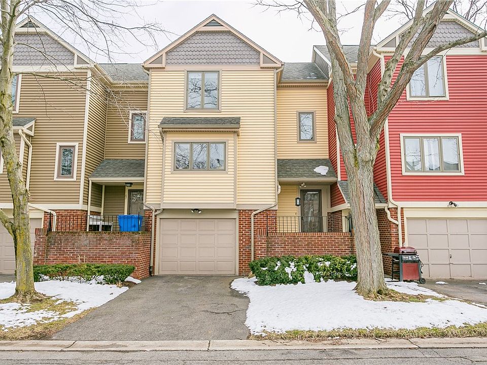 71 Cornhill Pl Rochester NY Zillow