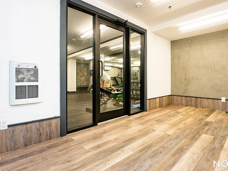 269 Meserole St #3B — Photo 15