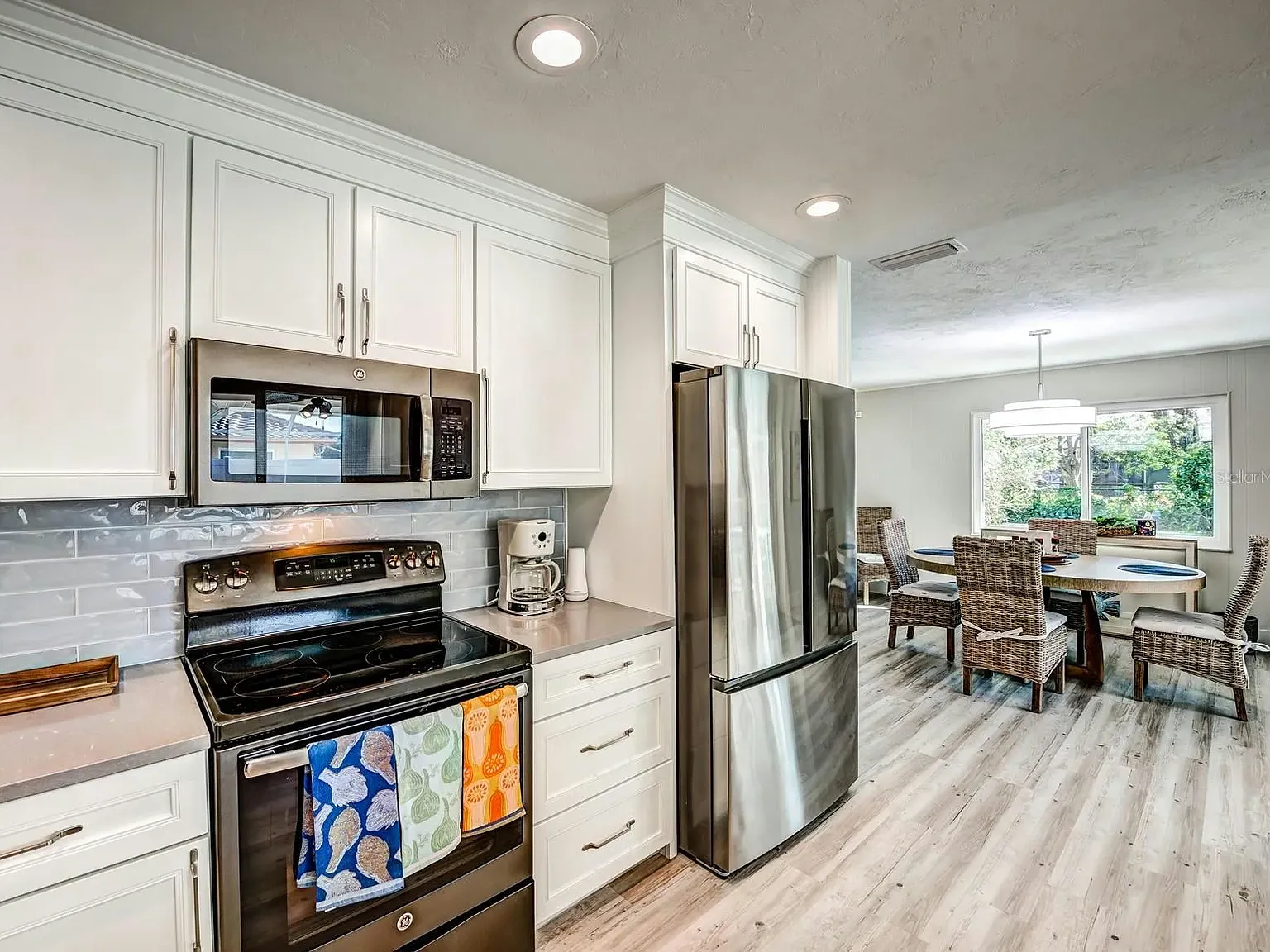 7331 Biltmore Dr — Photo 2