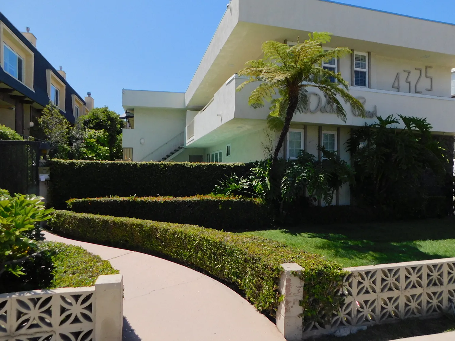 2 bed, 1000 sqft, $2,800 — Photo 2