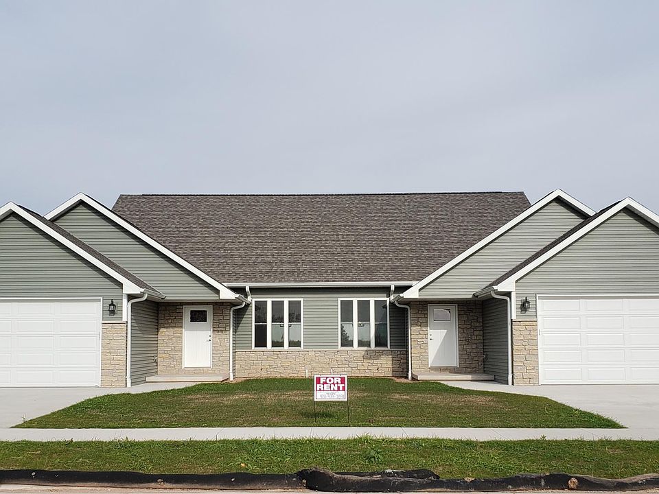 532 and 534 Hammen Court, Kaukauna