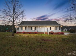 5259 Lake Glenn Dr, Stanfield, NC 28163