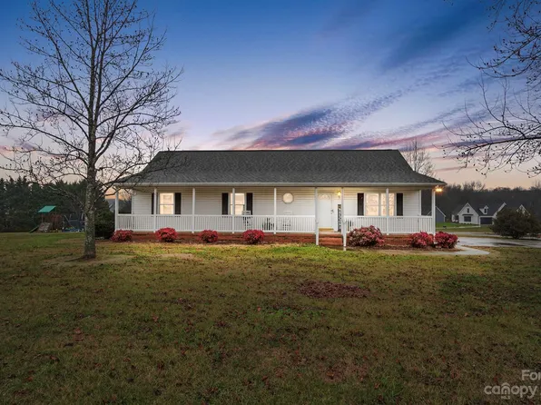 5259 Lake Glenn Dr, Stanfield, NC 28163