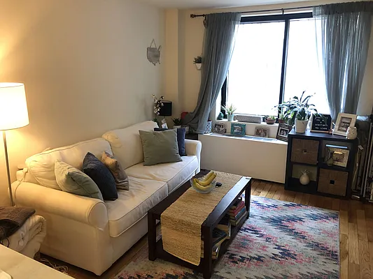 Rented by Shalimar Management | media 20