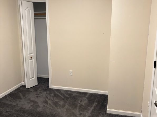 627 Chicopee St APT 1