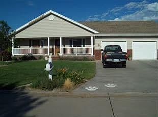 2nd image of 905 Tall Grass Dr