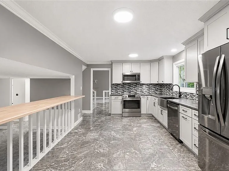 9485 Martin Rd — Photo 9