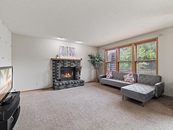 5th image of 27XX Wagner Dr