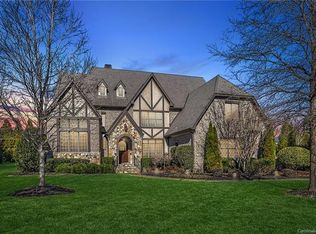8402 Glendevon Ct, Waxhaw, NC 28173