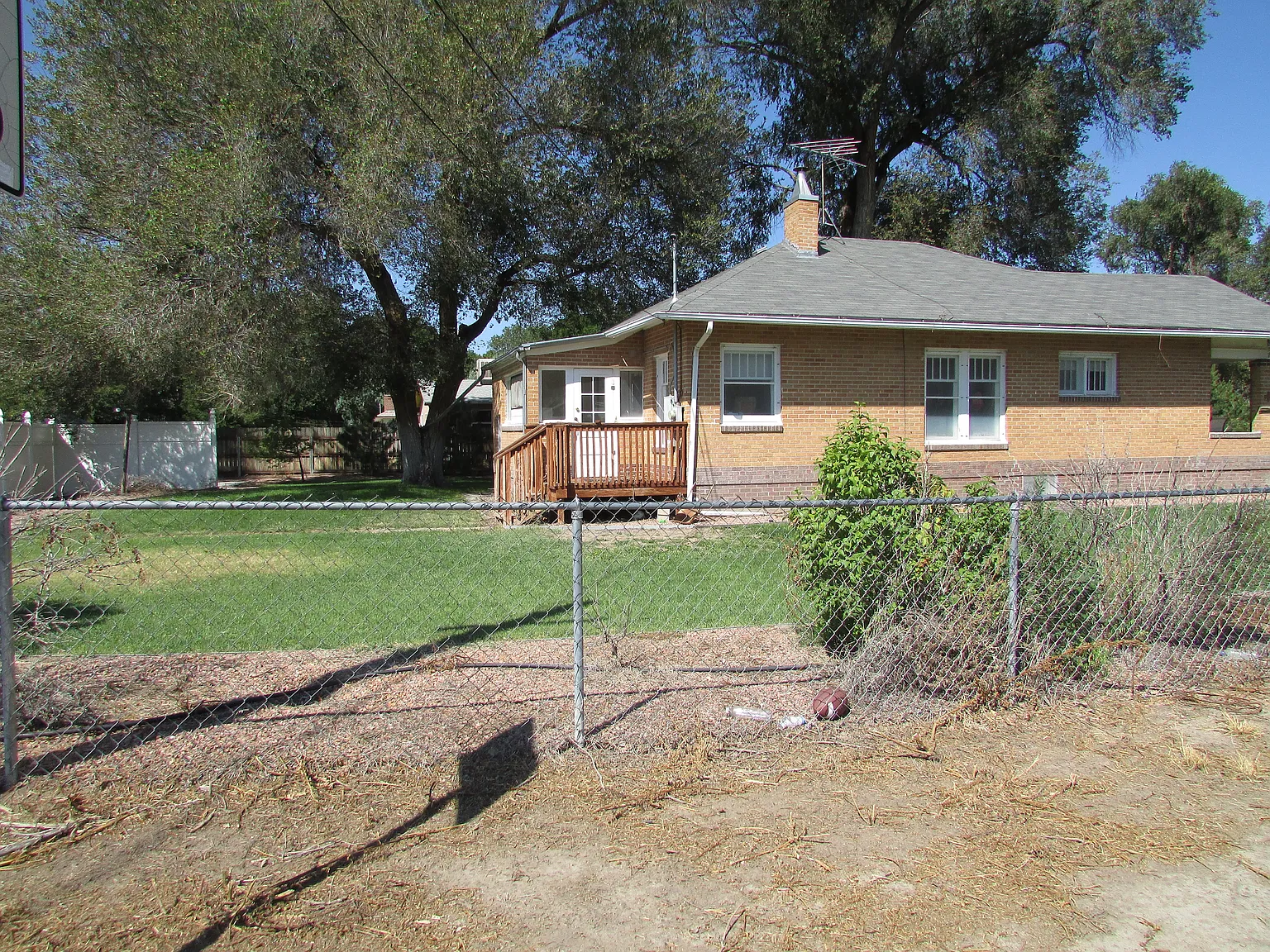 2 bed, 1100 sqft, $1,500 — Photo 2