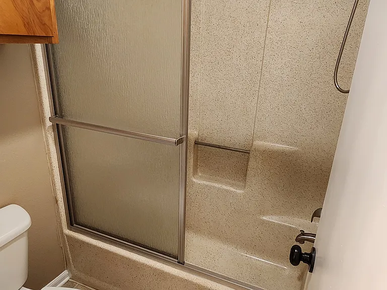 7713 Creek Wood Dr — Photo 13