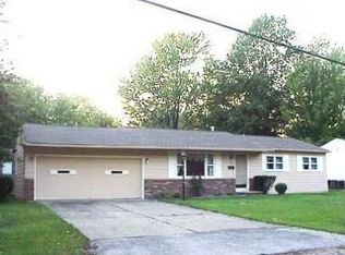 5656 Walnut St, Mentor On The Lake, OH