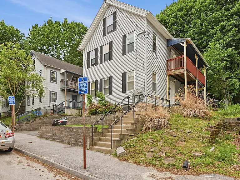 6 Oswald St #1 — Photo 16