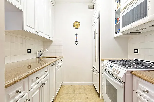 Sold by Keller Williams NYC | media 26