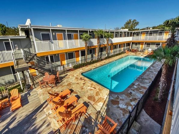 2401 Manor Rd APT 133