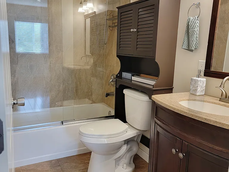 1010 Florence Pl #1010 — Photo 12