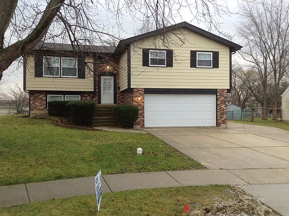 2nd image of 1037 Brockhurst Ct