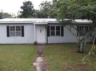 1009 S Center St, Perry, FL 32348