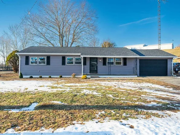 610 W 1st St, Calhoun, KY 42327