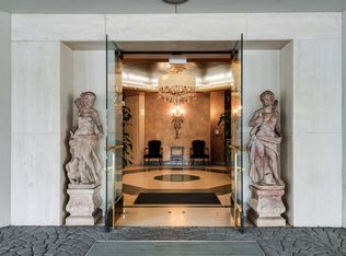 Utama Royale, Los Angeles, CA 90024