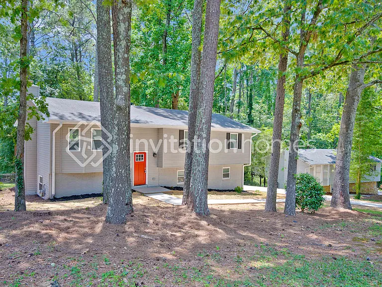 3200 Vail Ct — Photo 1