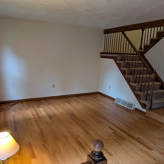 328 Wellman Ave #328 — Photo 2