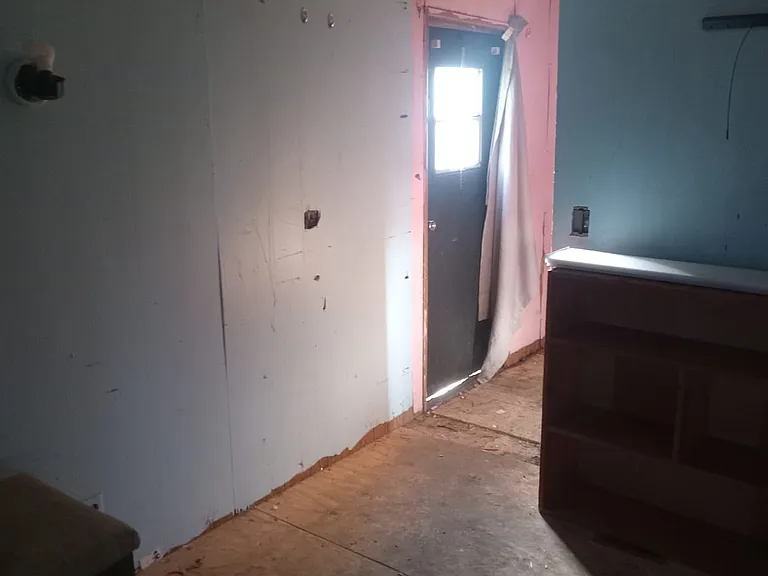 204 E Hegeler Ln #31 — Photo 4