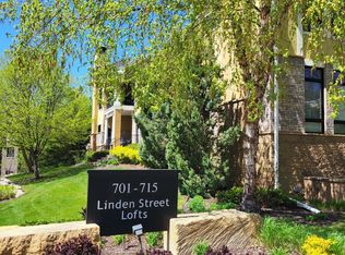 715 Linden St UNIT 209, Mendota Heights, MN 55118