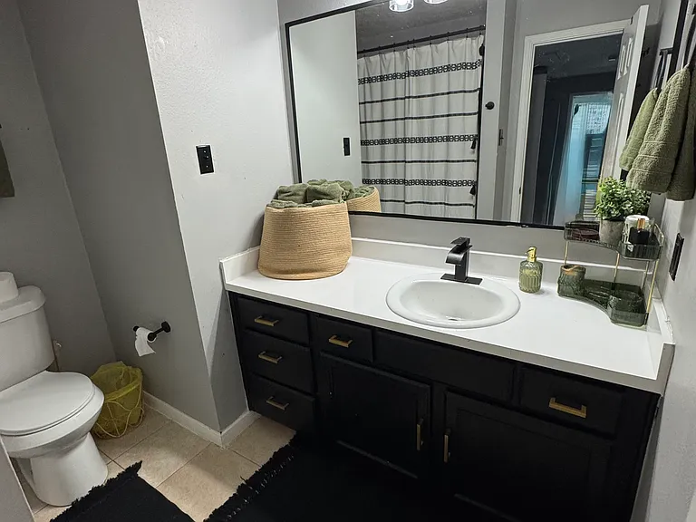 5919 Allison Rd #B — Photo 13
