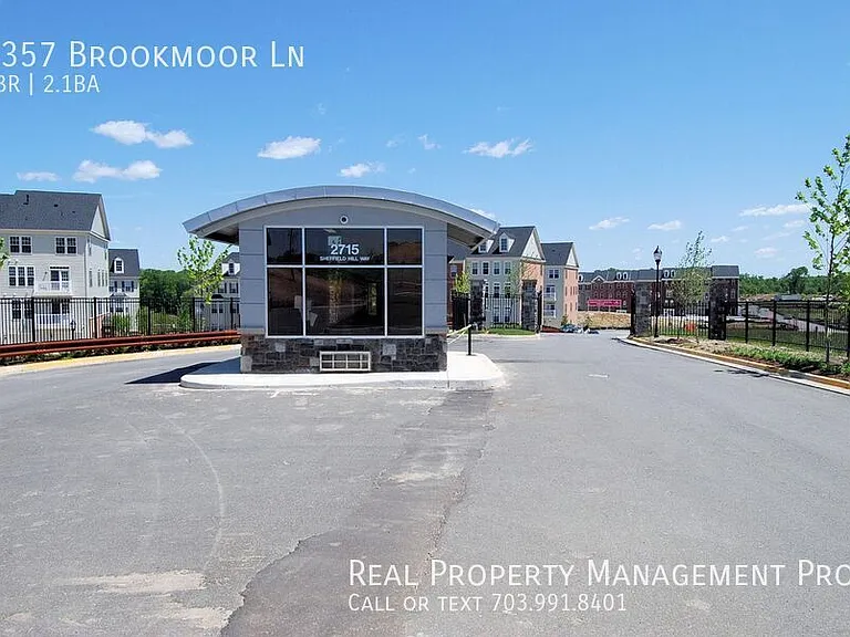 2357 Brookmoor Ln — Photo 21