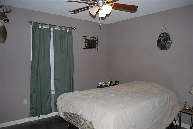 3302 Colony Dr — Photo 8