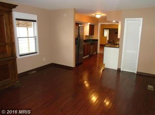 927 Barron Ave, Essex, MD 21221