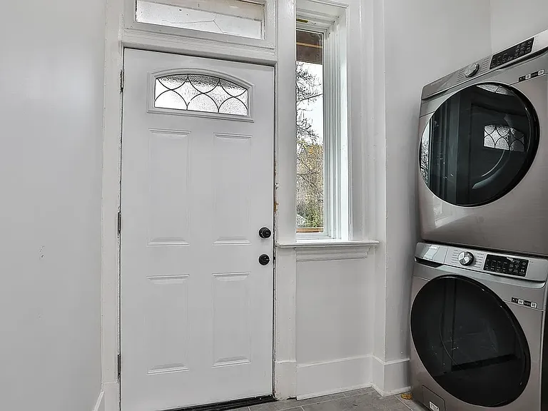 4370 Gibson Ave #1 — Photo 3