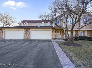 415 Somerset Ct APT C, Aurora, IL 60504