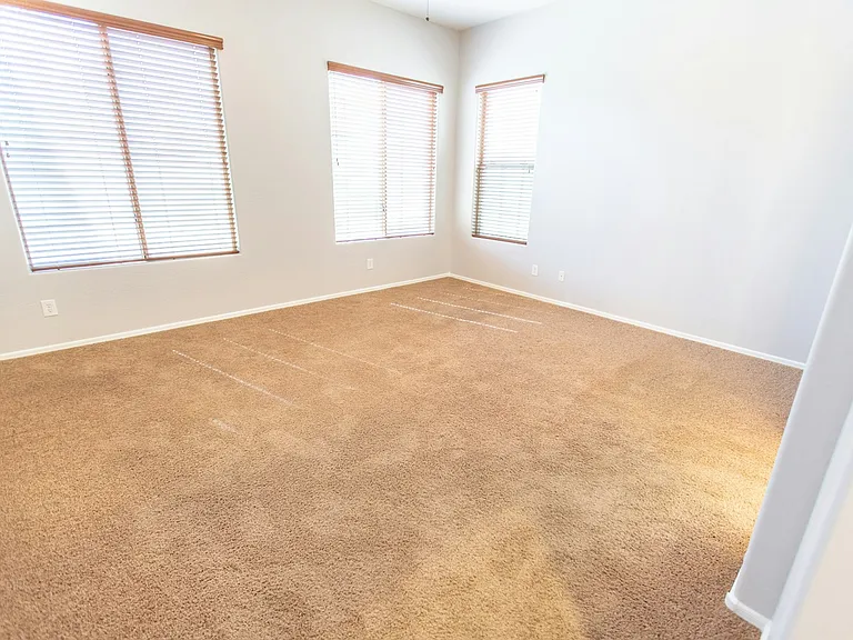 16344 N 182nd Ln — Photo 32