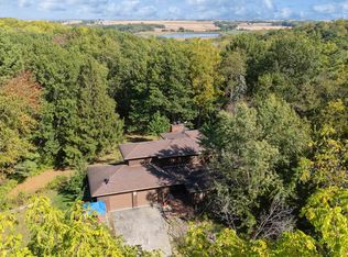 8039 Hazel Rd, Morrison, IL 61270