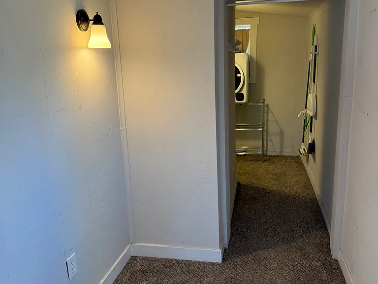 337 N Marion St — Photo 7