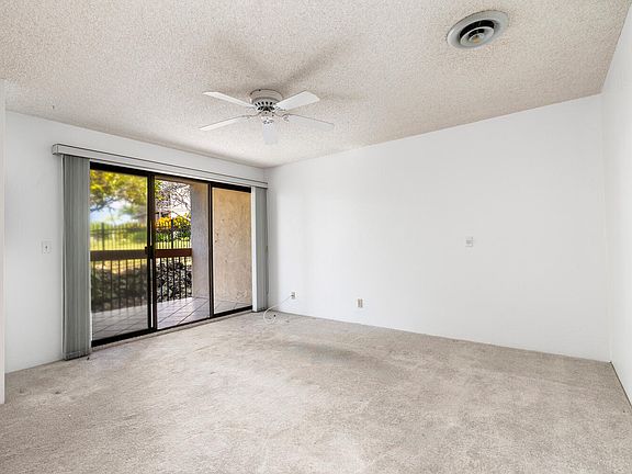 2nd image of 75-5863 Kuakini Hwy APT 218