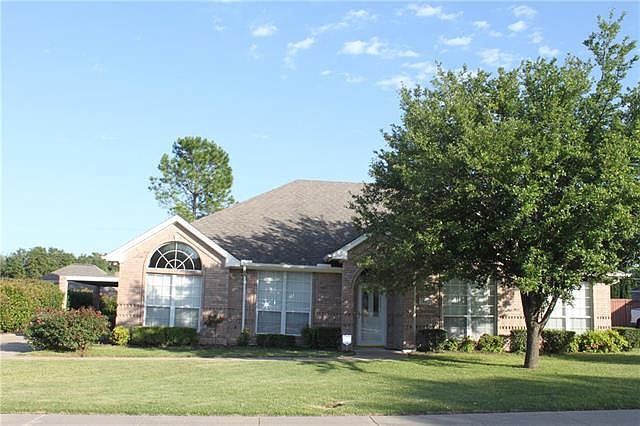 1st image of 413 Shelby Dr