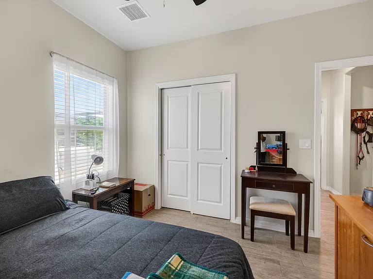 930 Bicknor Pl — Photo 7