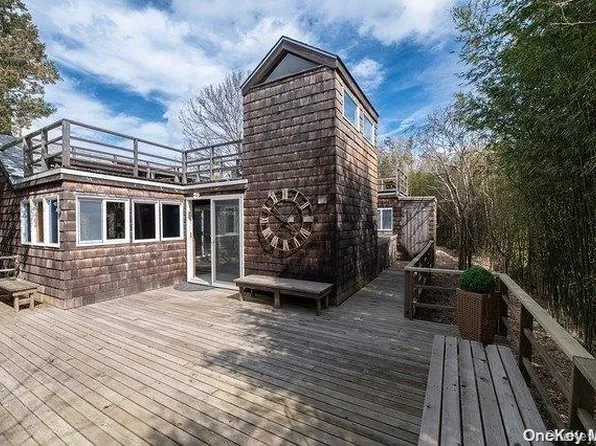 18 Michigan Street, Ocean Bay Park, NY 11770