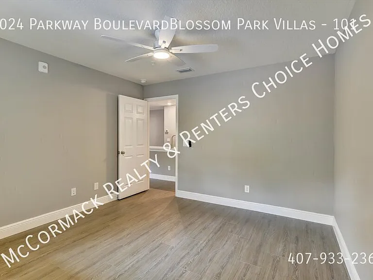 3024 Parkway Boulevardblossom Park Vlg #101 — Photo 21