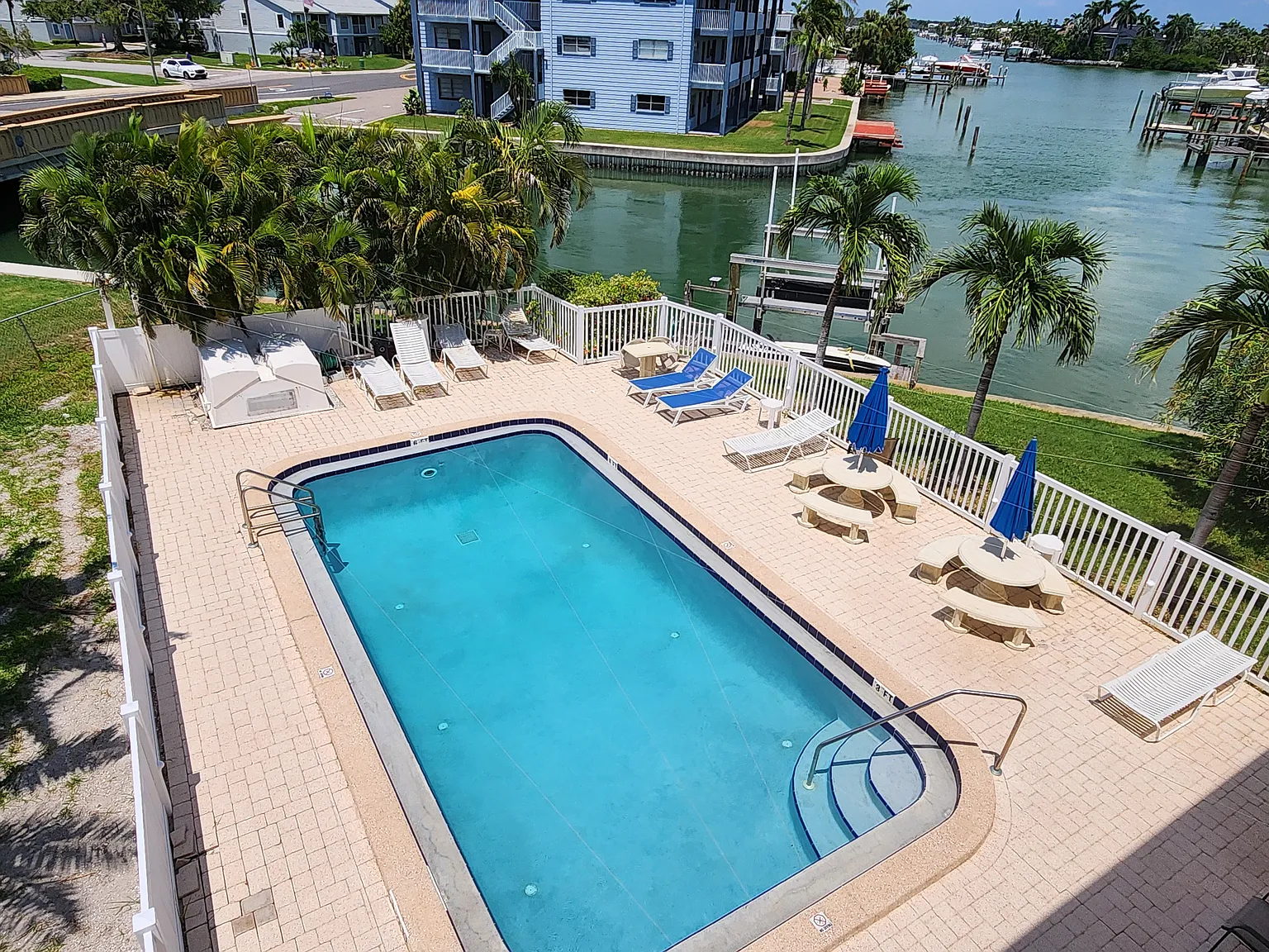 2 bed, 900 sqft, $2,900 — Photo 3